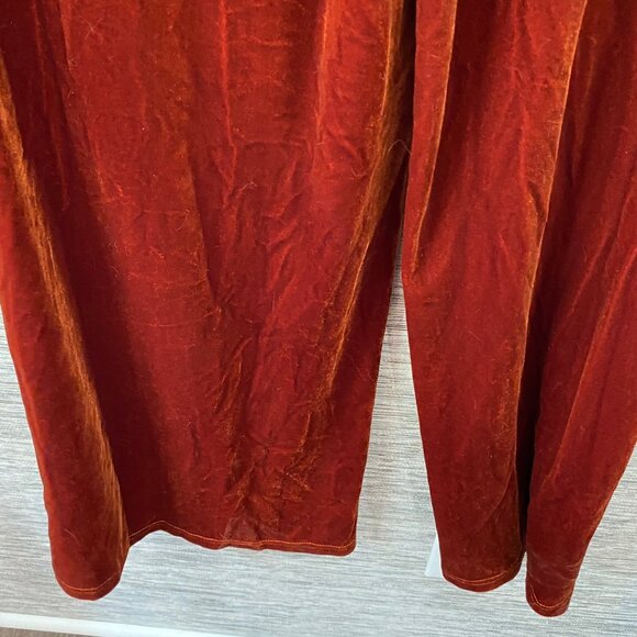 Rust Velvet Wrap Jumpsuit With Short Sleeves & Deep V-Neckline By Cider Size M - Picture 3 of 8